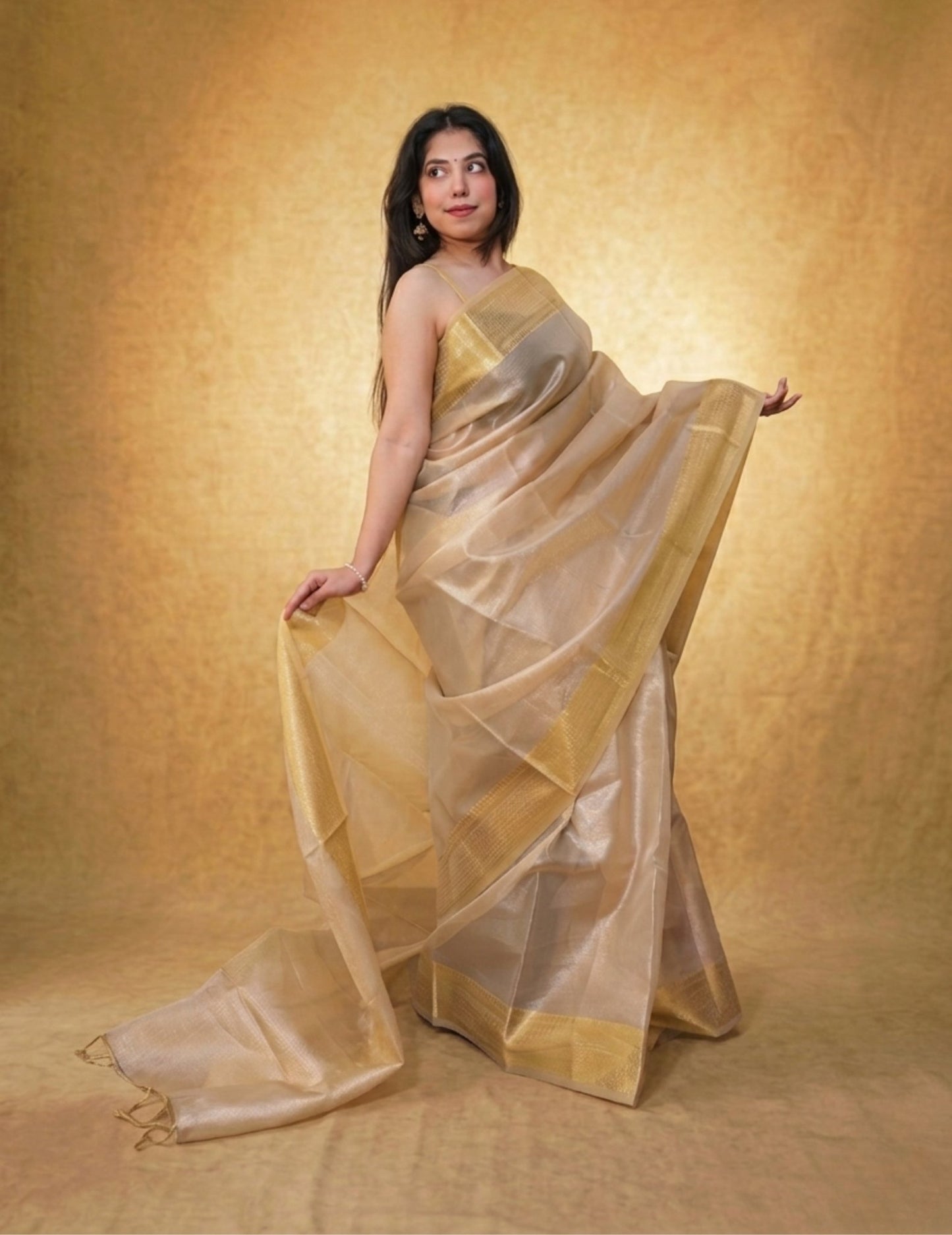Suvarna Sheer - Pallu pallu