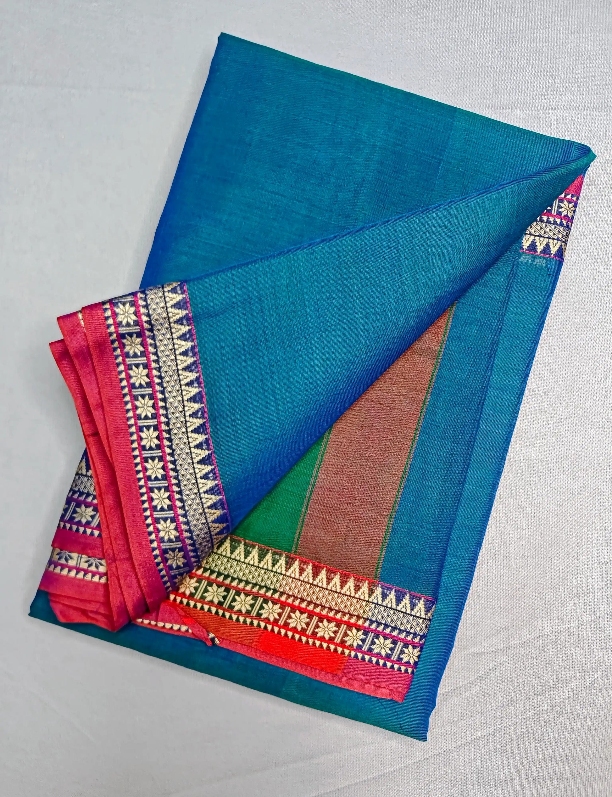 Green Pure Cotton Premium & Elegant Saree For Women
