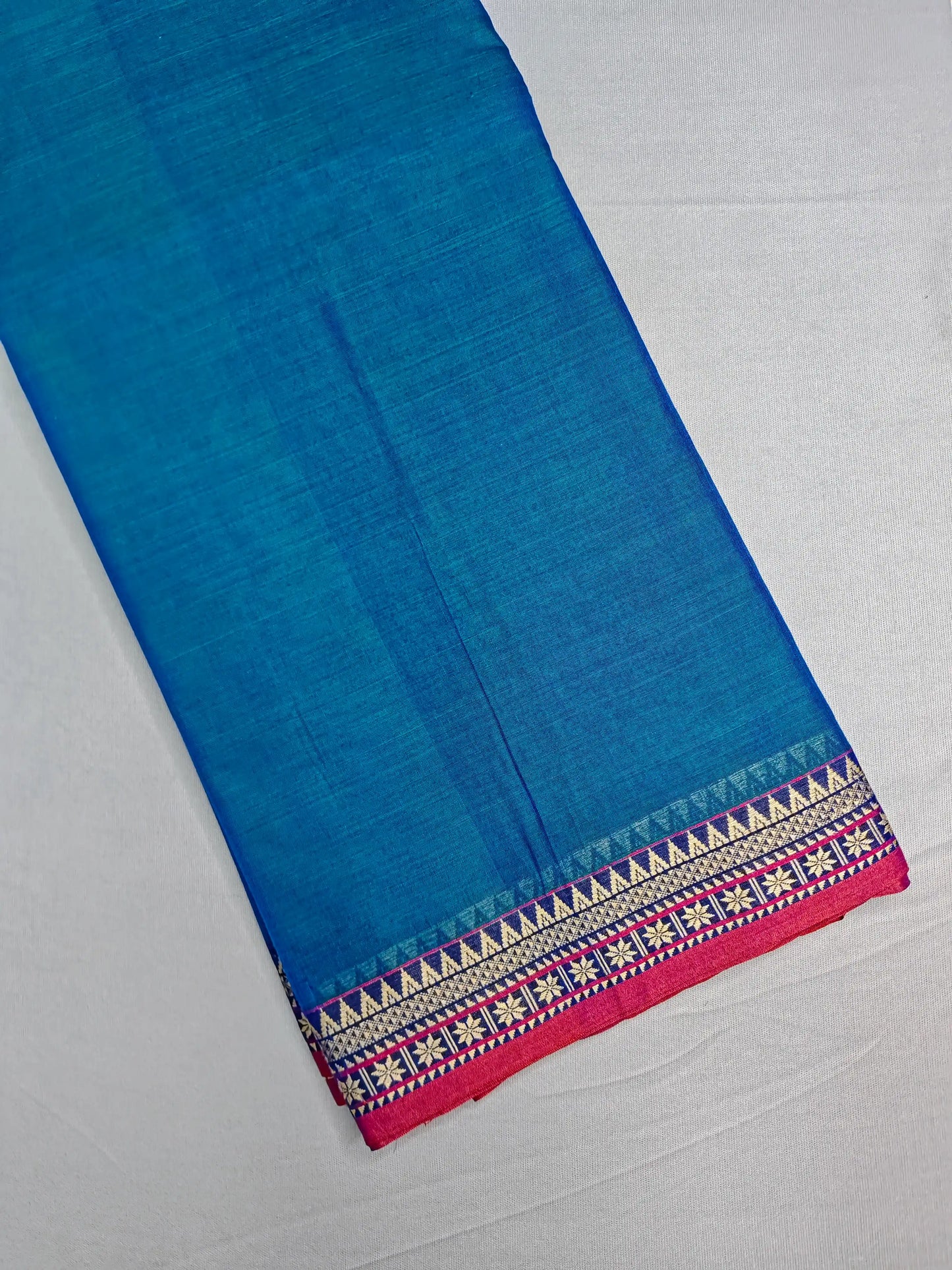Green Pure Cotton Premium & Elegant Saree For Women