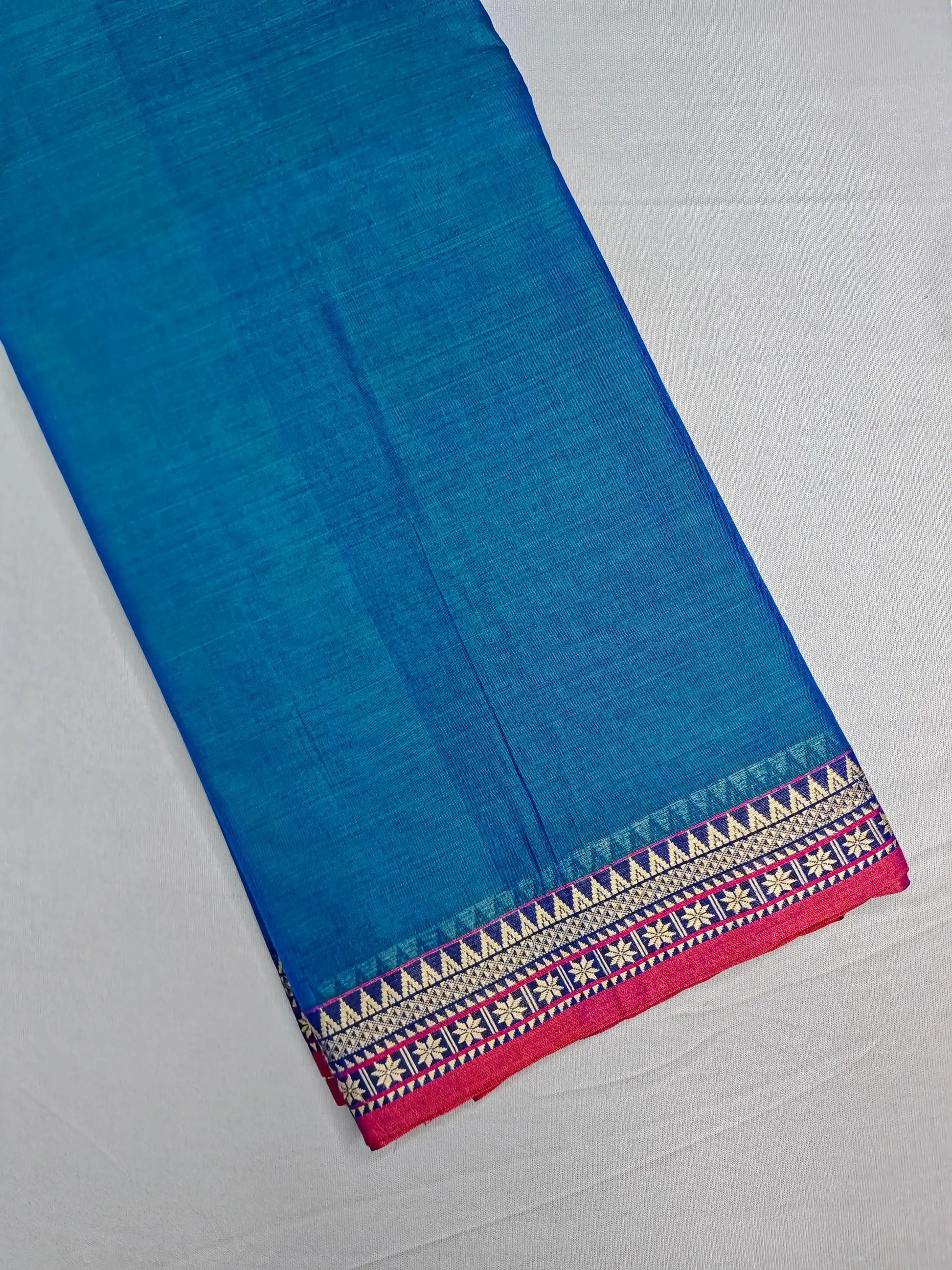 Green Pure Cotton Premium & Elegant Saree For Women