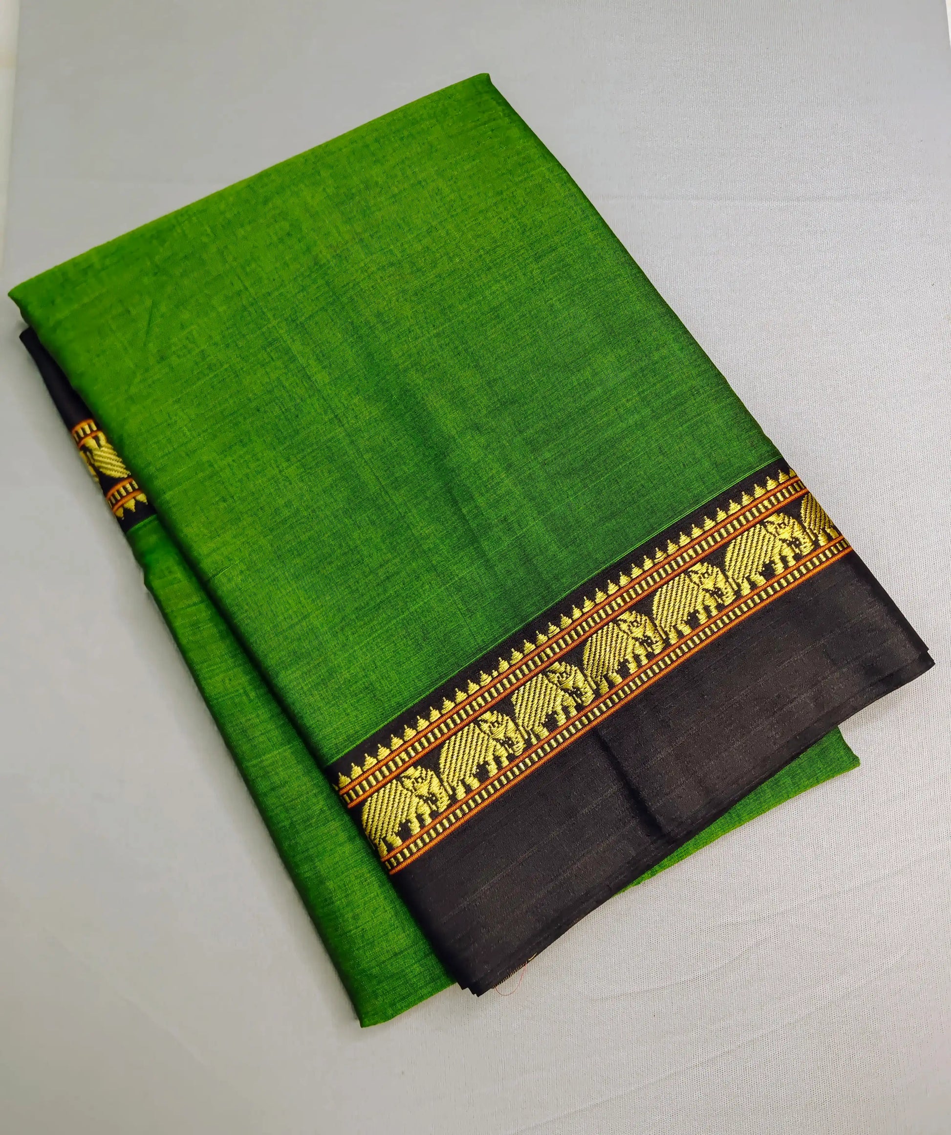 Green Pure Cotton Premium & Elegant Saree With Running Blouse For Women