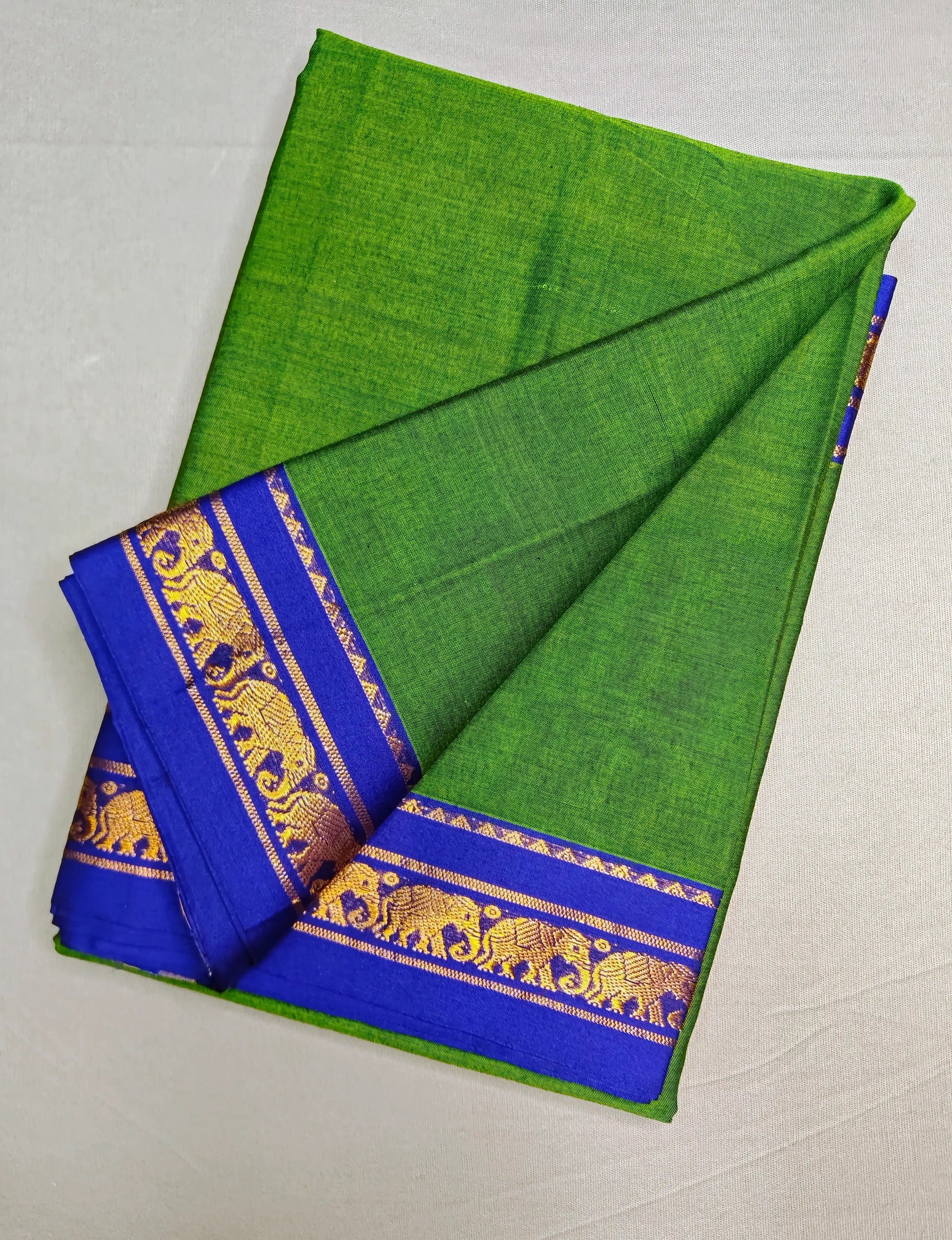 Maroon Pure Cotton Premium & Elegant Saree For Women