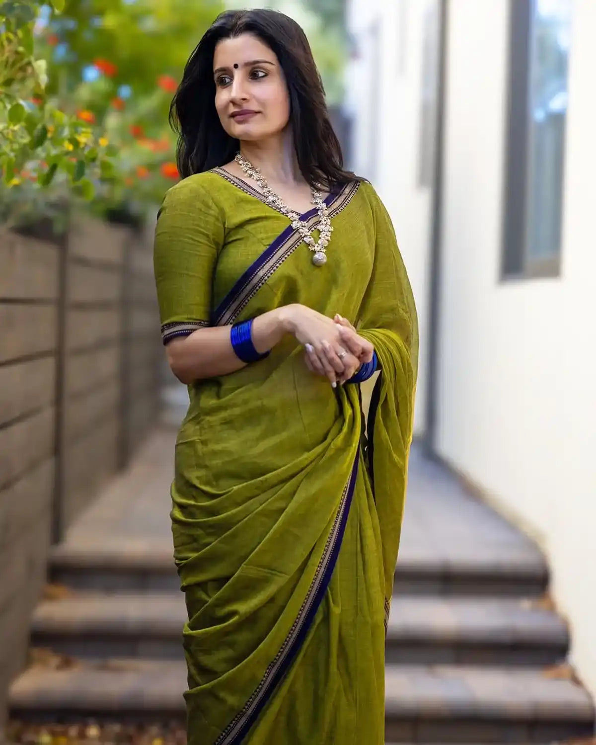 Mehandi Thin Border Narayanpet Cotton Saree