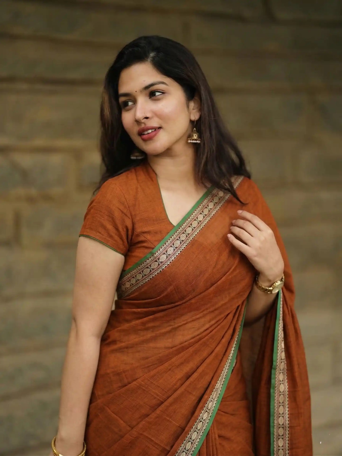 Shraddha Khaki n=Narayan Pet Pure Cotton Saree