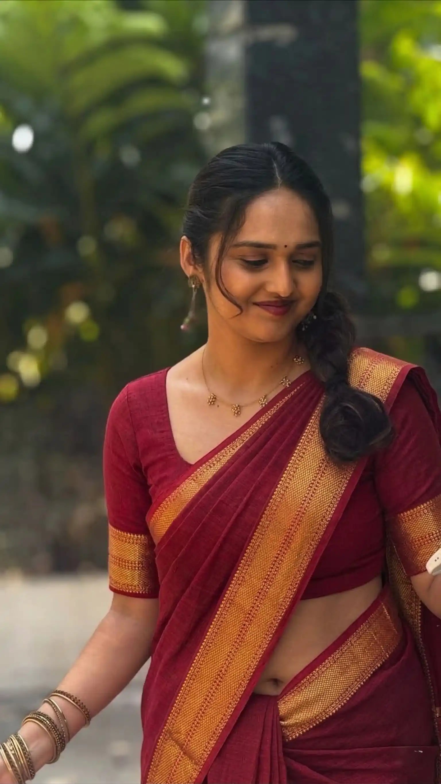 Varnam Maroon Narayan Pet Pure Cotton Saree