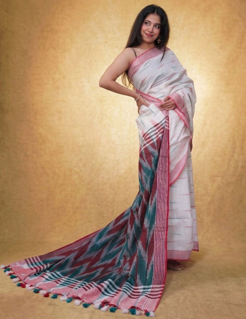 Ivory Ikkat - Pallu pallu