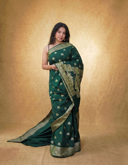 Mehfil - e - Hara - Pallu pallu