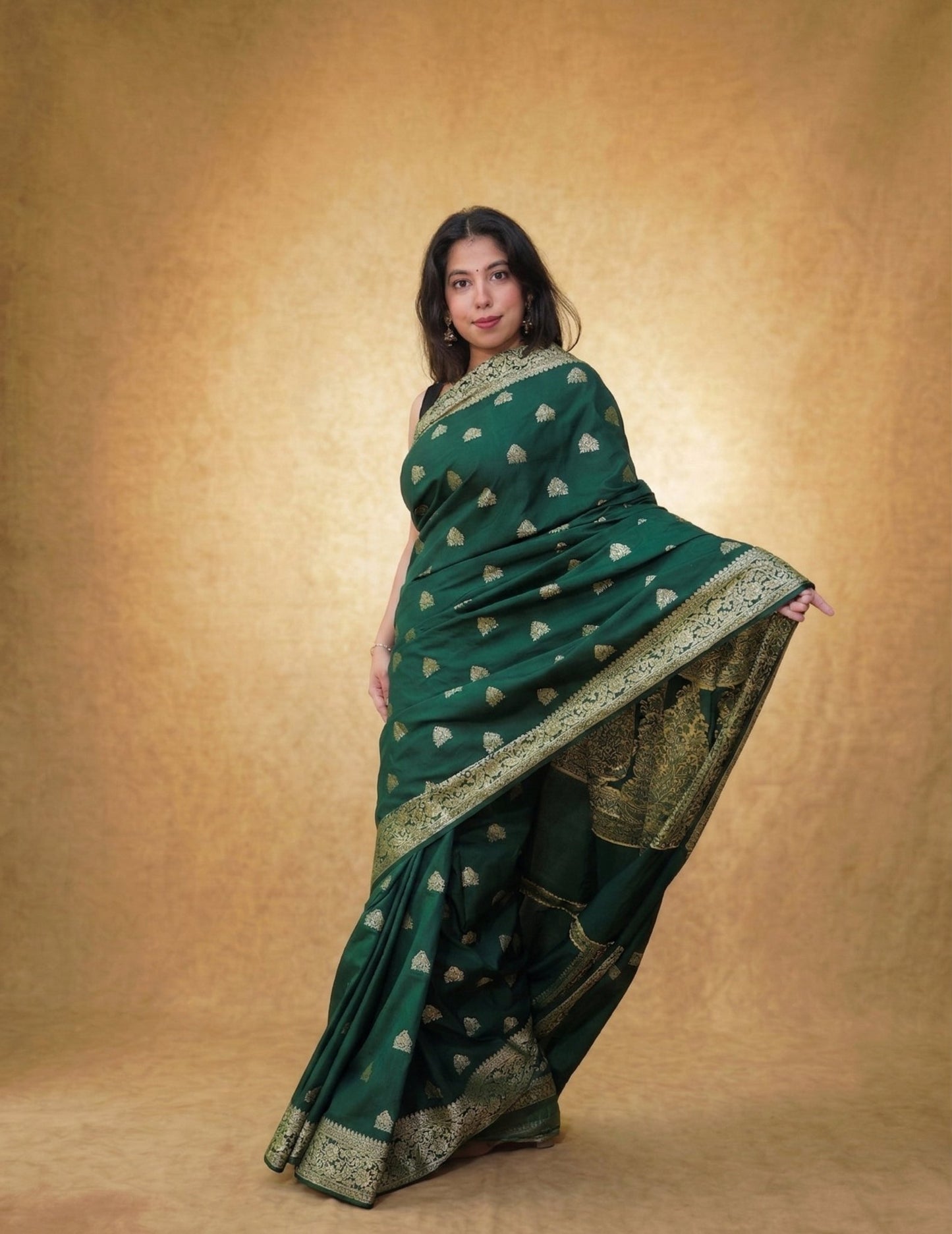 Mehfil - e - Hara - Pallu pallu