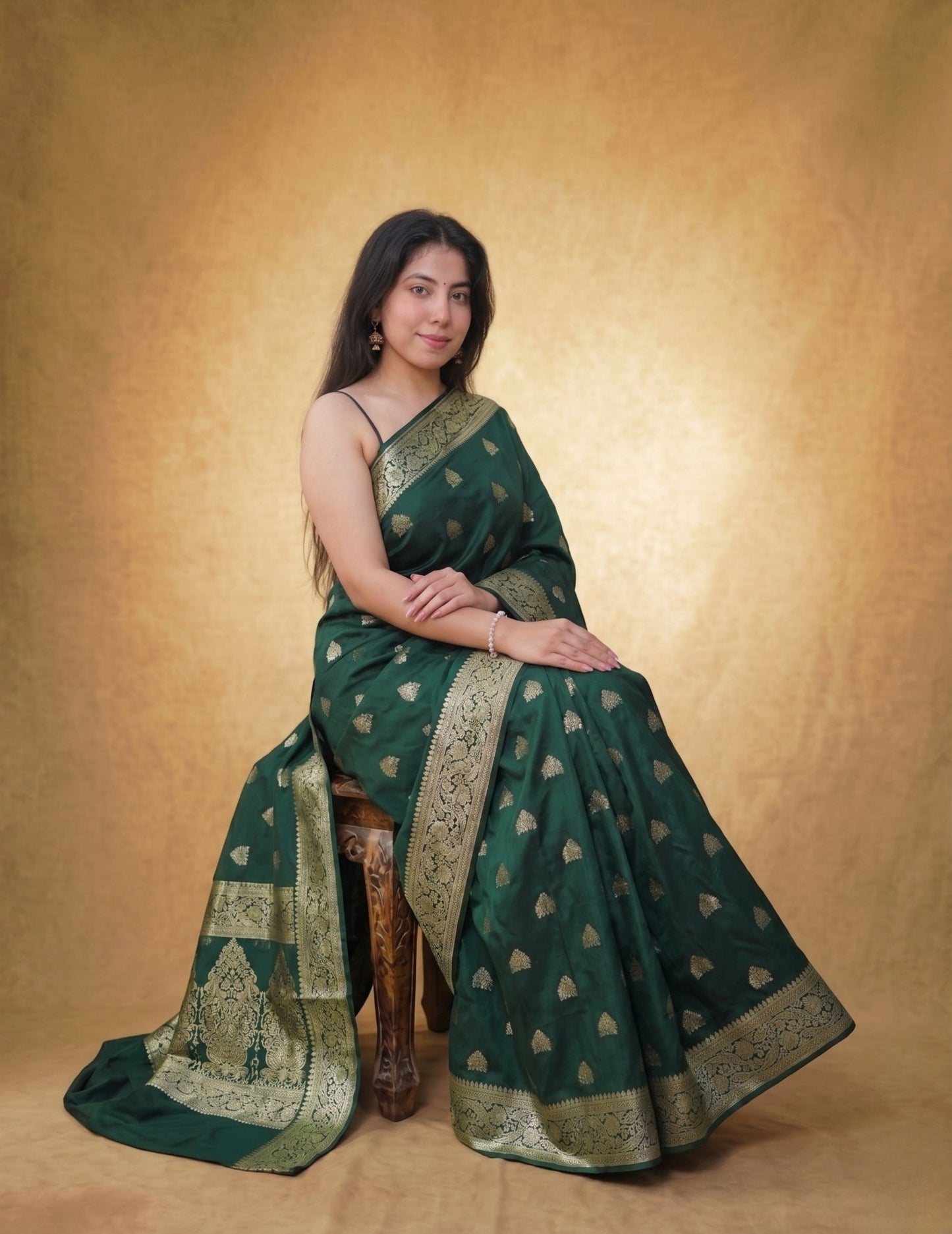 Mehfil - e - Hara - Pallu pallu