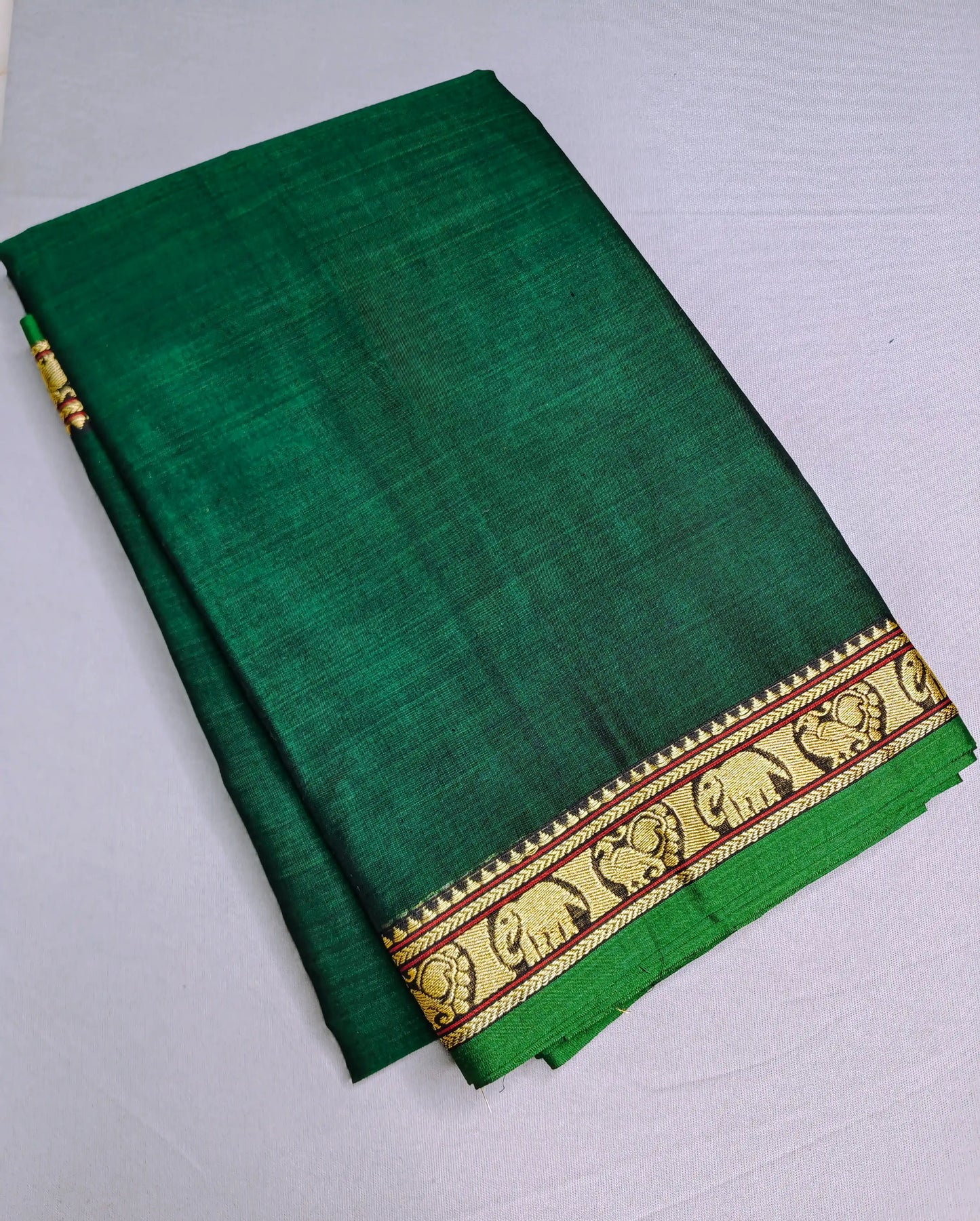 Bottle Green Pure Cotton Premium & Elegant Saree With Running Blouse For Women