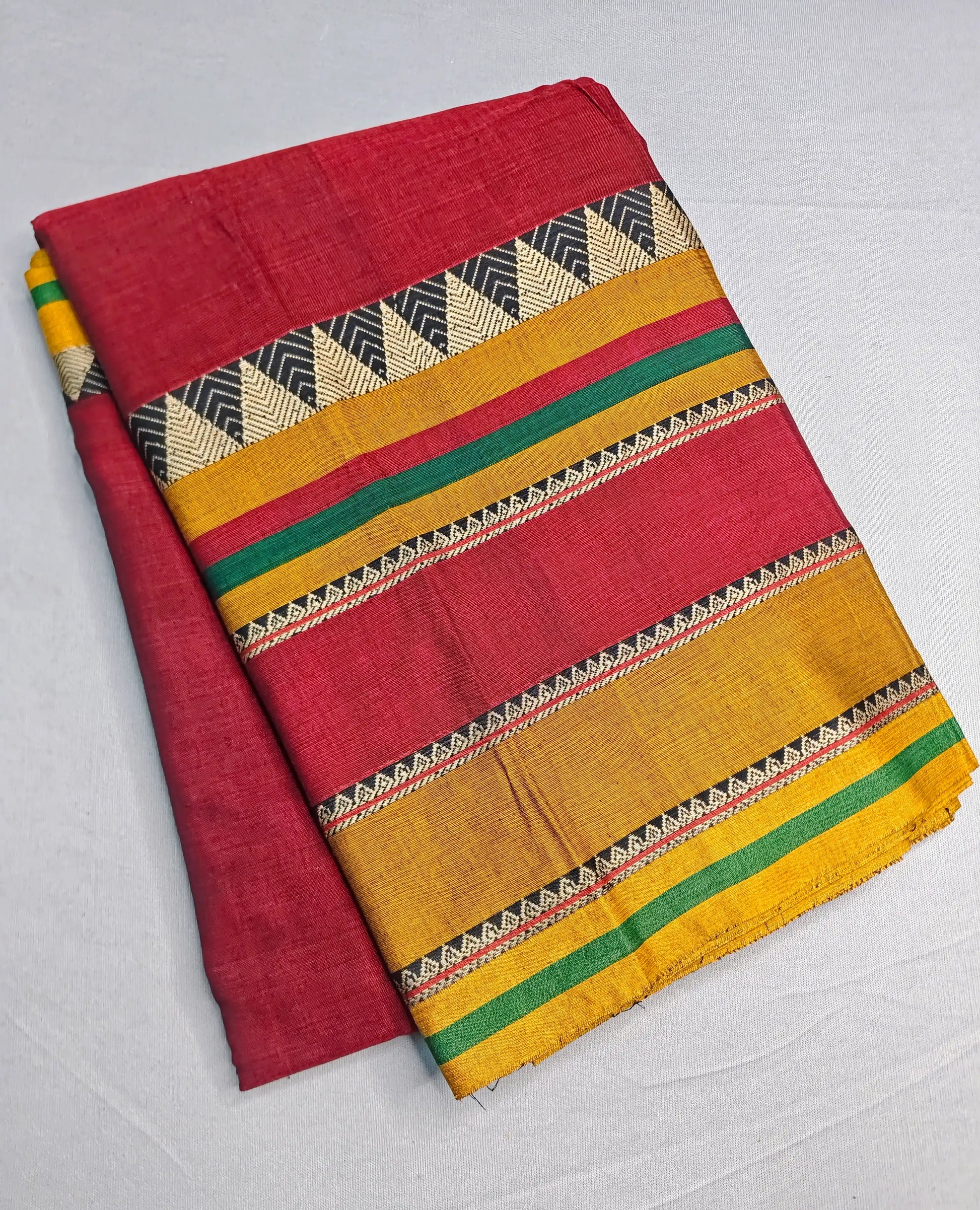 Maroon Pure Cotton Premium & Elegant Saree With Running Blouse For Women